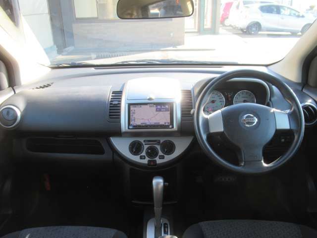Nissan NOTE 2012-04 194056-8
