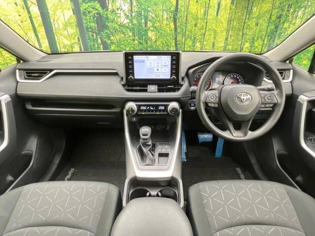 Toyota RAV4 2021-07 10198-1