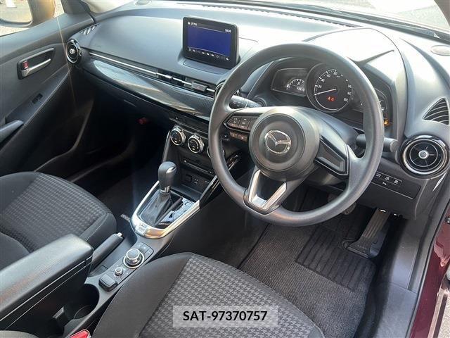 Mazda DEMIO 2017-12 328594-4