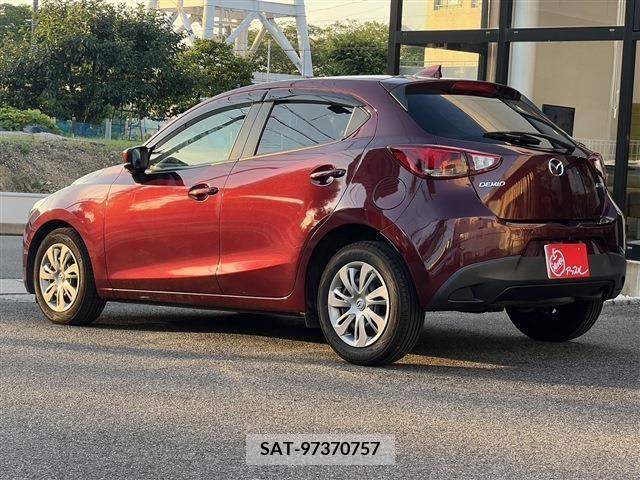 Mazda DEMIO 2017-12 328594-3