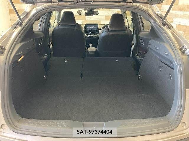 Toyota C-HR 2019-04 357836-12