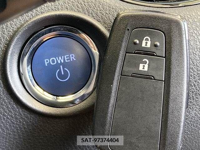 Toyota C-HR 2019-04 357836-8
