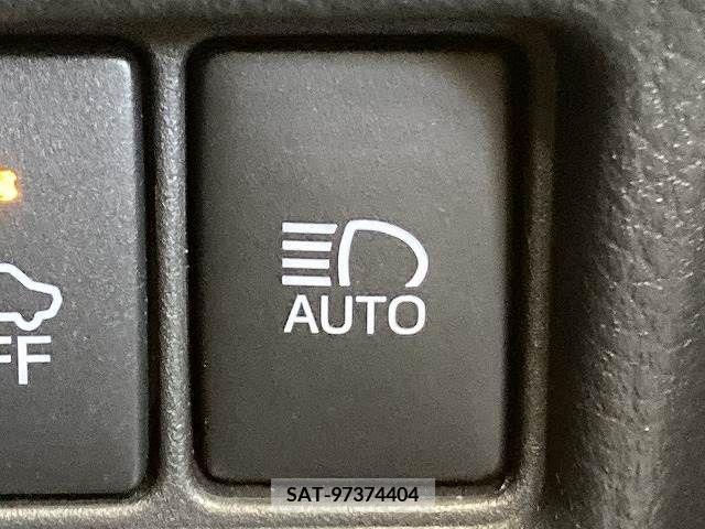 Toyota C-HR 2019-04 357836-7