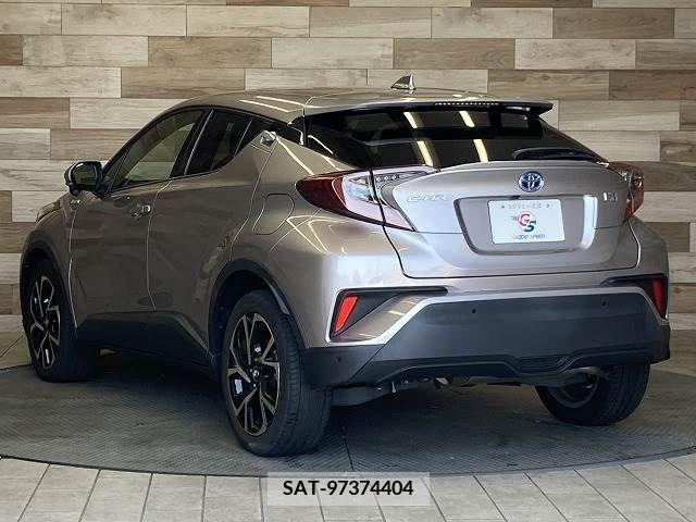 Toyota C-HR 2019-04 357836-15