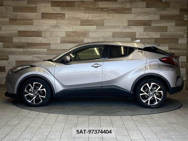 Toyota C-HR 2019-04 357836-14