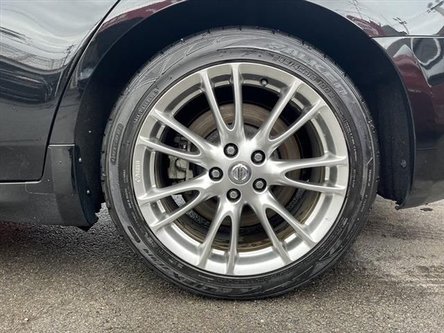 Nissan SKYLINE 2012-06 185216-17