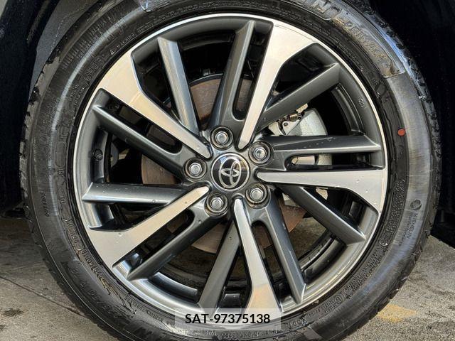 Toyota COROLLA CROSS 2023-03 217804-13