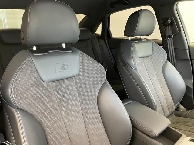Audi A4 2021-07 6085-13