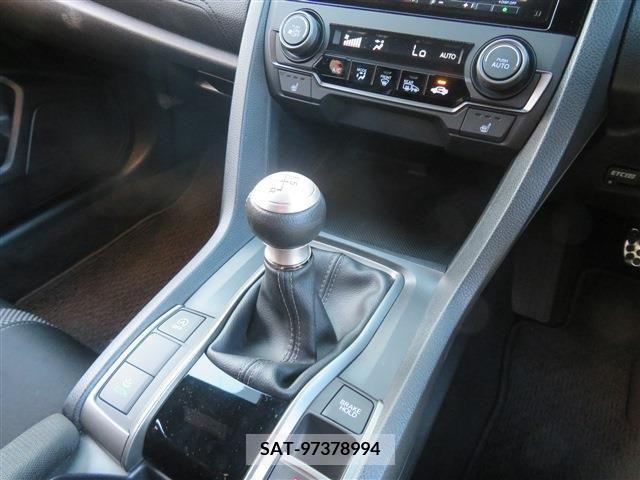 Honda CIVIC 2021-02 302692-14