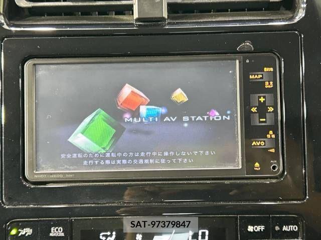Toyota PRIUS 2016-02 393367-3