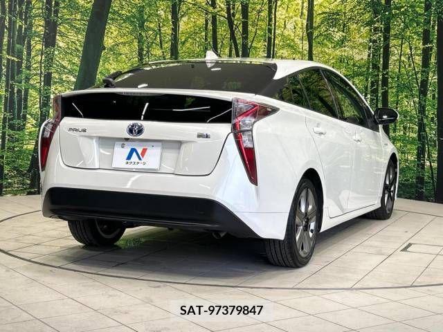Toyota PRIUS 2016-02 393367-17