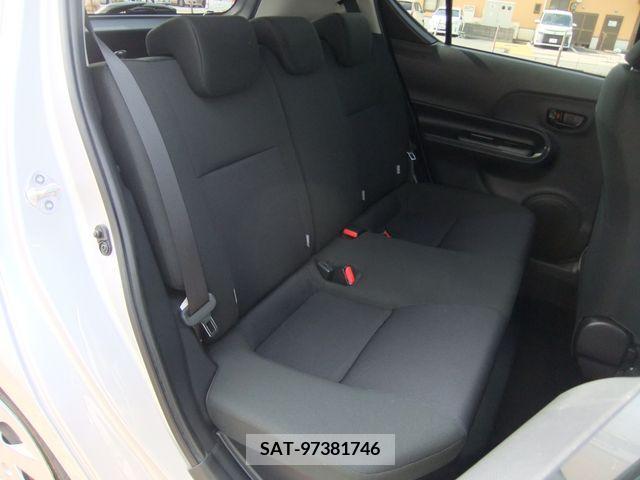 Toyota AQUA 2017-03 314283-15
