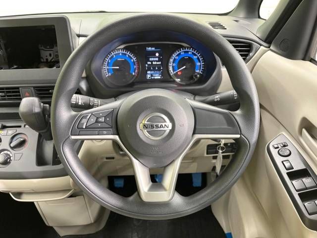 Nissan ROOX 2022-03 185331-11