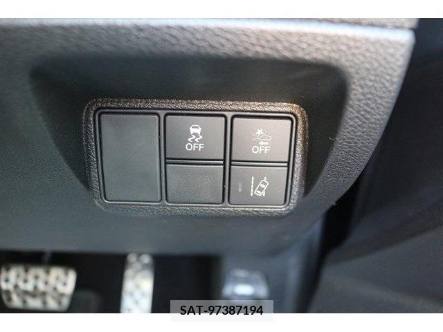 Honda CIVIC 2018-12 212614-4