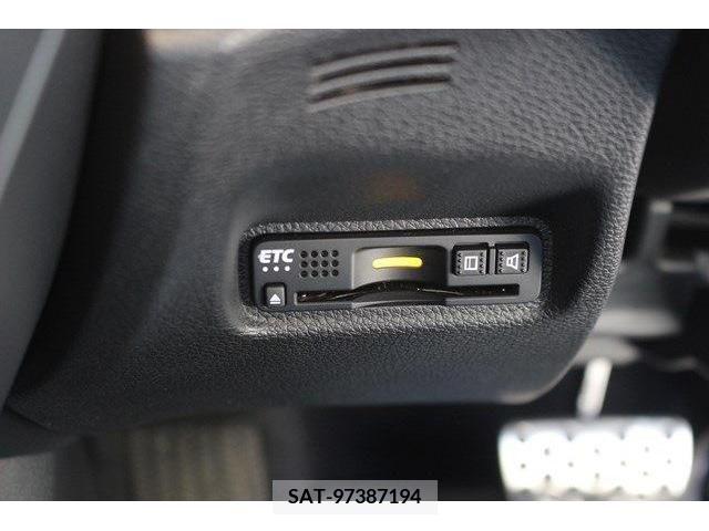 Honda CIVIC 2018-12 212614-3