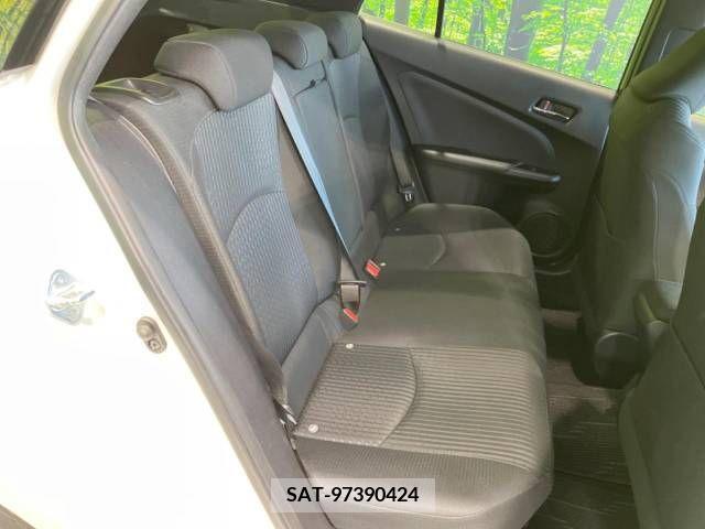 Toyota PRIUS 2016-04 211625-9