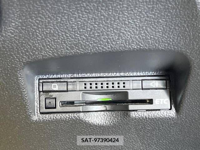 Toyota PRIUS 2016-04 211625-4