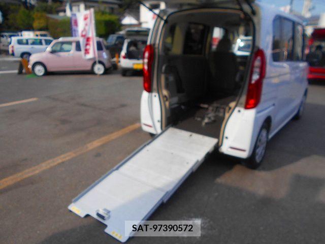 Honda N BOX 2019-05 342333-16