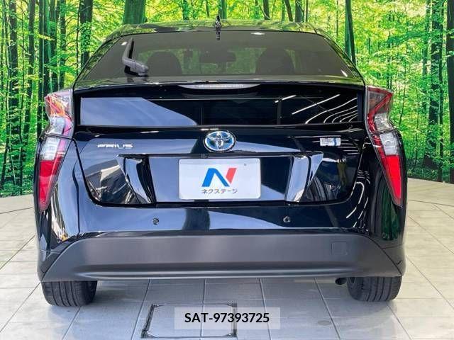 Toyota PRIUS 2018-12 346603-15