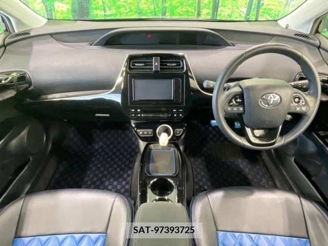 Toyota PRIUS 2018-12 346603-1