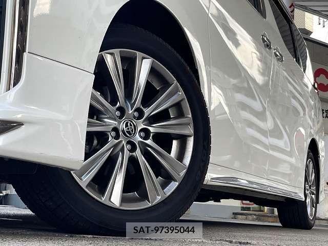 Toyota ALPHARD 2022-01 355535-3