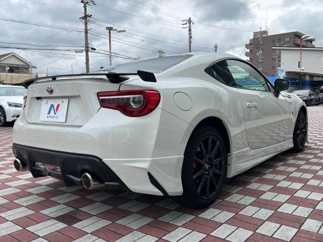 Toyota 86 2019-01 24758-17
