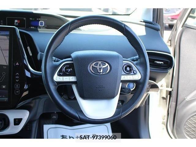 Toyota PRIUS PHV 2017-10 373429-15