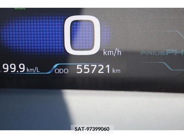 Toyota PRIUS PHV 2017-10 373429-18