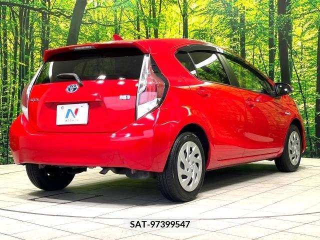 Toyota AQUA 2016-02 260529-17