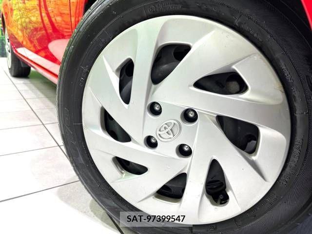 Toyota AQUA 2016-02 260529-13