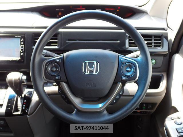 Honda STEP WGN 2018-06 368760-3