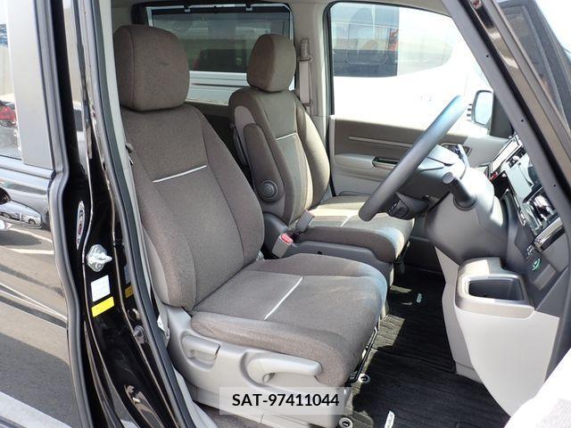 Honda STEP WGN 2018-06 368760-12