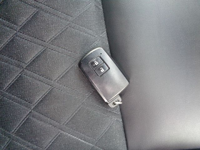 Toyota HARRIER 2014-09 28815-26