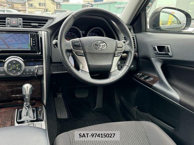 Toyota MARK X 2017-06 276301-12