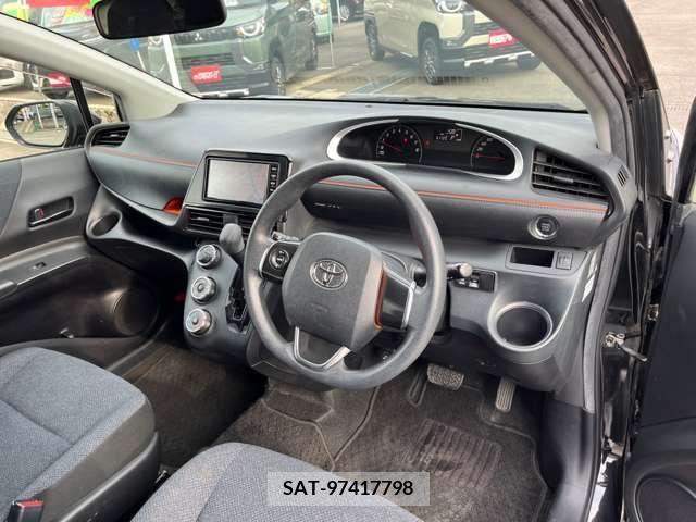 Toyota SIENTA 2017-06 298372-1