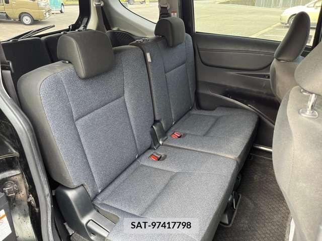 Toyota SIENTA 2017-06 298372-16