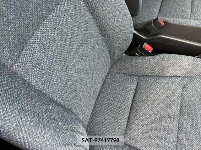 Toyota SIENTA 2017-06 298372-15