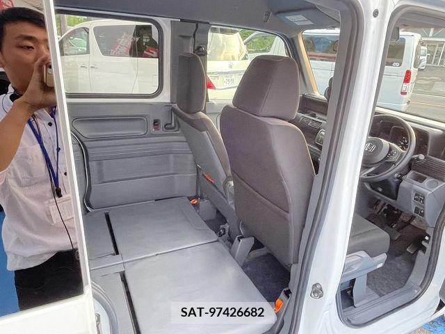 Honda N-VAN 2020-03 374262-11