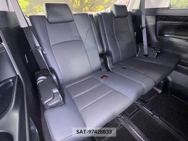 Toyota ALPHARD 2023-04 299604-9