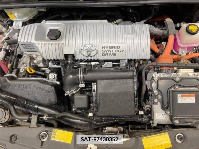 Toyota PRIUS 2013-10 346864-18