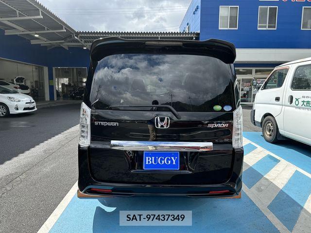 Honda e 2013-06 216849-5