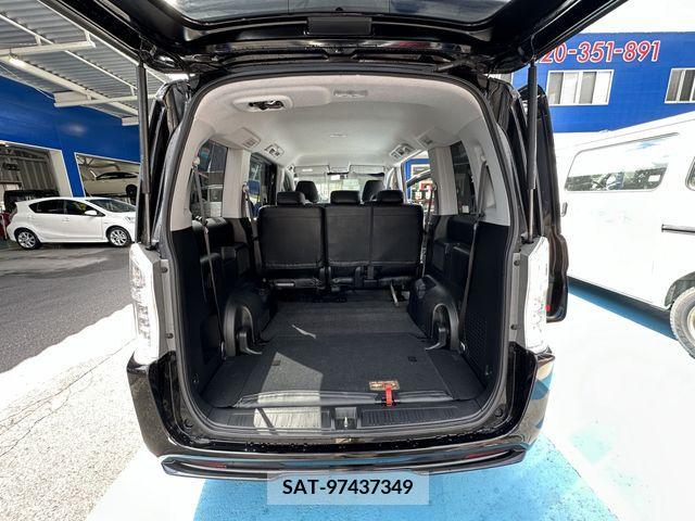 Honda e 2013-06 216849-21