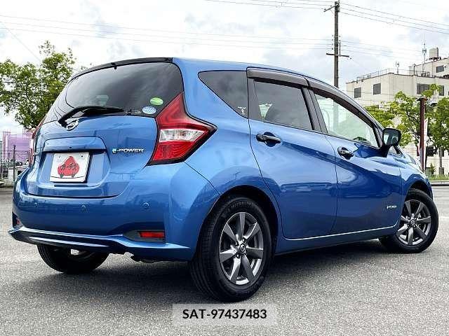 Nissan NOTE 2018-04 280115-2