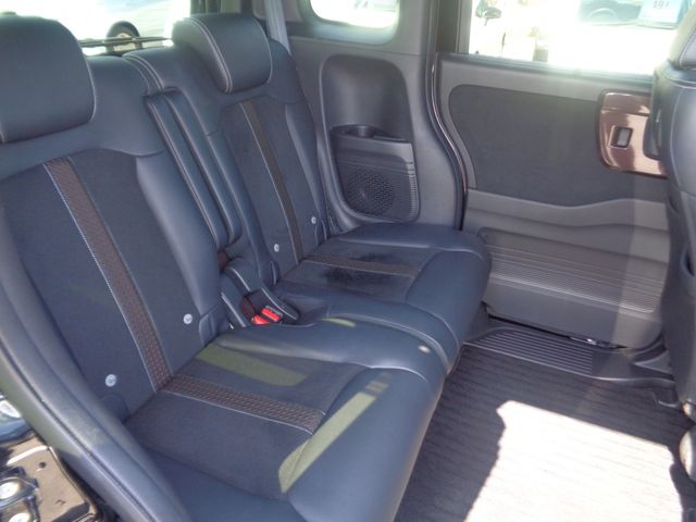 Honda N BOX CUSTOM 2018-10 20167-20
