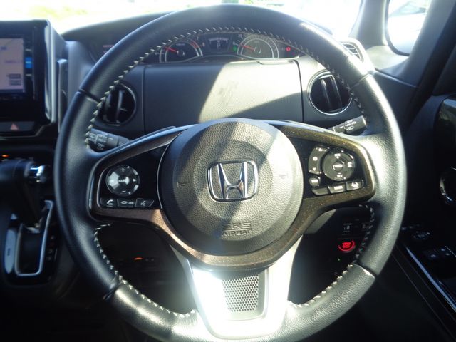 Honda N BOX CUSTOM 2018-10 20167-7