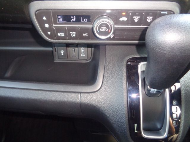 Honda N BOX CUSTOM 2018-10 20167-18