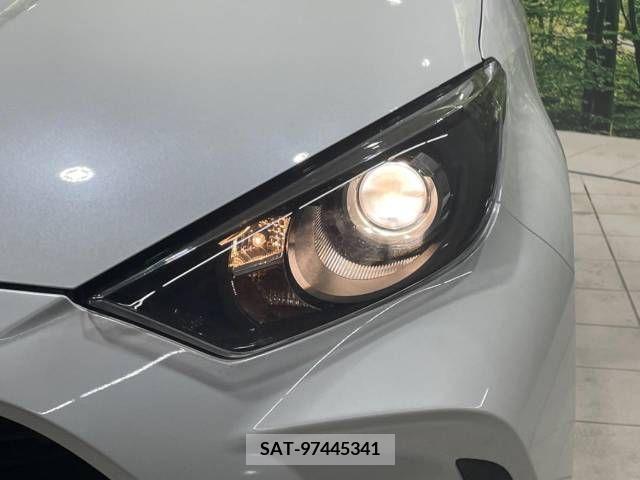 Toyota YARIS 2022-07 291137-12