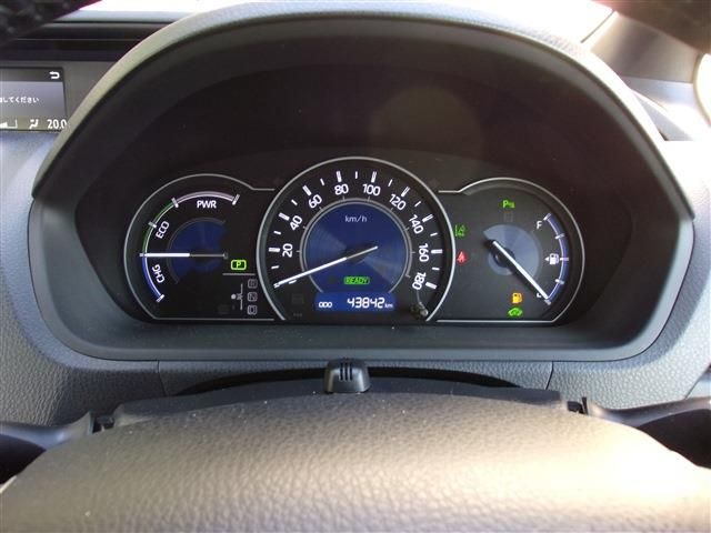 Toyota NOAH HYBRID 2021-03 23648-15