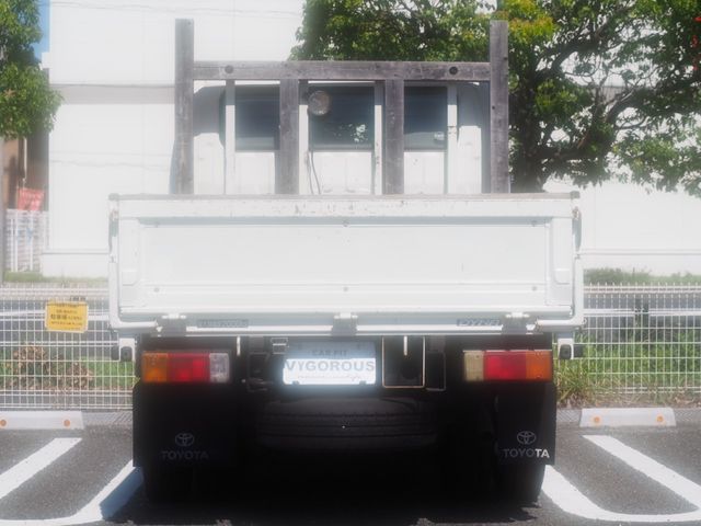 Toyota DYNA TRUCK 2005-07 5668-11