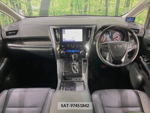 Toyota ALPHARD 2021-09 209673-1